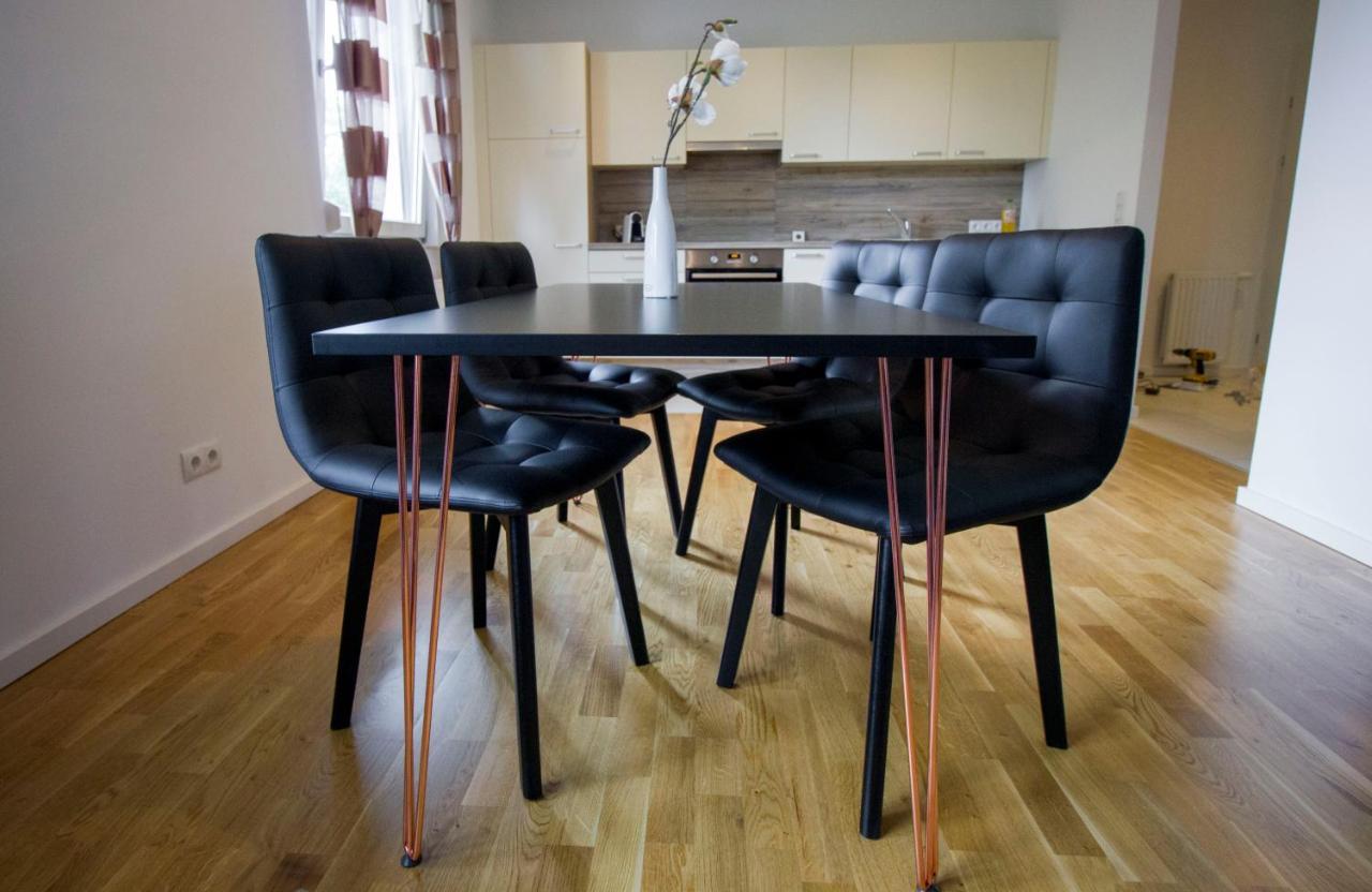 Darebell Designerapartments Schlossparkgasse Вена Экстерьер фото