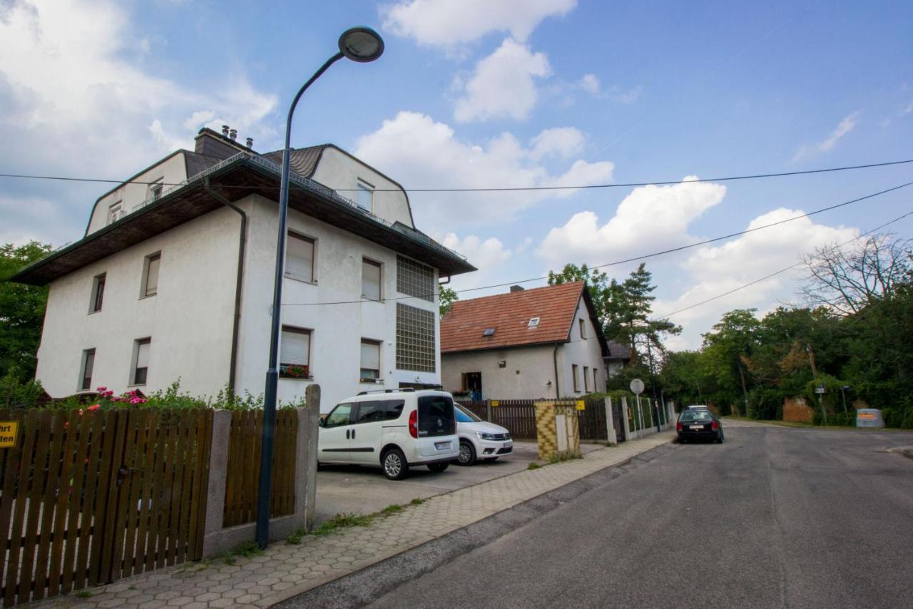 Darebell Designerapartments Schlossparkgasse Вена Экстерьер фото